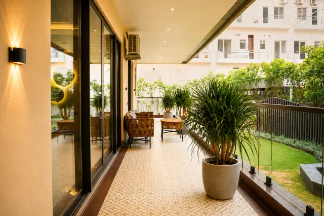 Landscaped garden walkway at Vintage Greens
